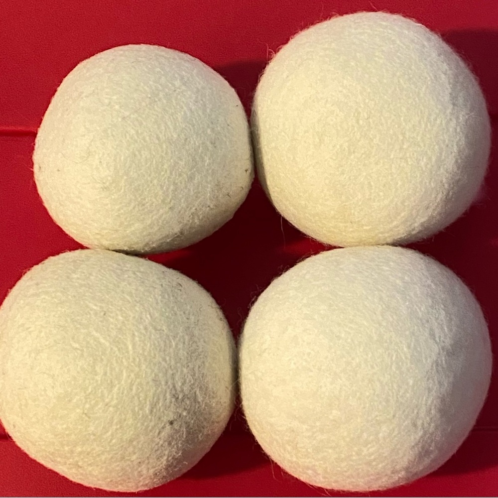 Used Set of 4 White Wool Dryer Balls